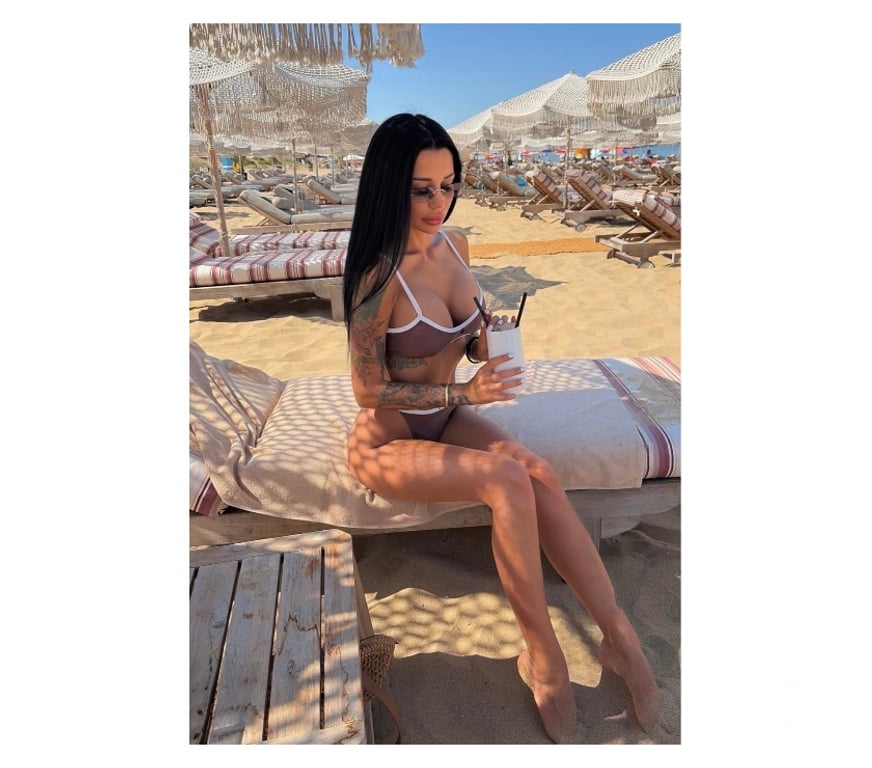 Escorts Lincolnshire South Kesteven - Photos for JUST OUTCALL✨ Charming Brunette – Genuine Photos