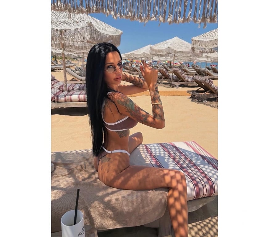 Escorts Lincolnshire South Kesteven - Photos for JUST OUTCALL✨ Charming Brunette – Genuine Photos