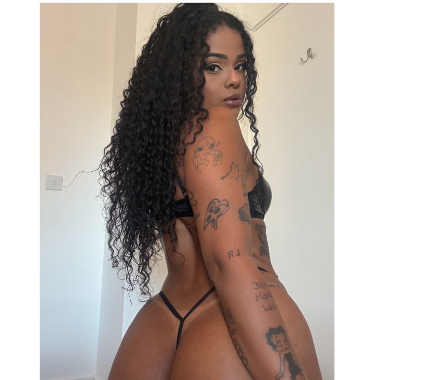 Escorts Barking and Dagenham Barking - Barking and Dagenham - Photos for Slim brunette with a nice bum❤️‍🔥 GFE💋