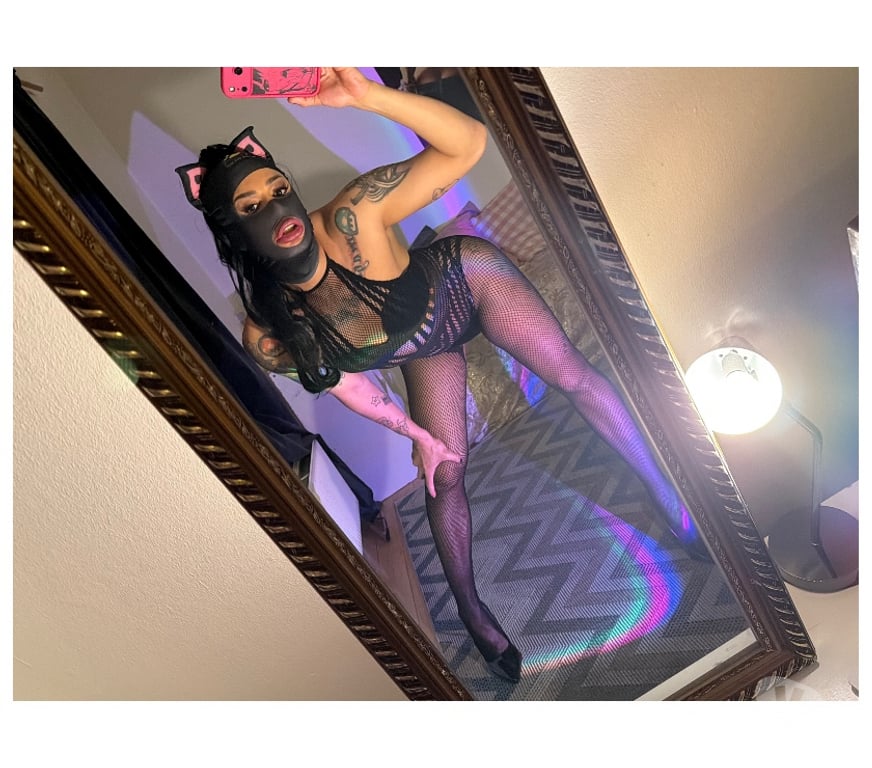 Escorts Edinburgh Edinburgh - Edinburgh - Photos for TS GIRL LATINA 5’5 FOR FIRST TIMERS MEN! XXL TOY BBL ASS!