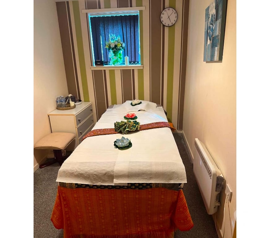 Escorts Glasgow Cowcaddens - Glasgow - Photos for Thai massage, book today and experience the best treatment.