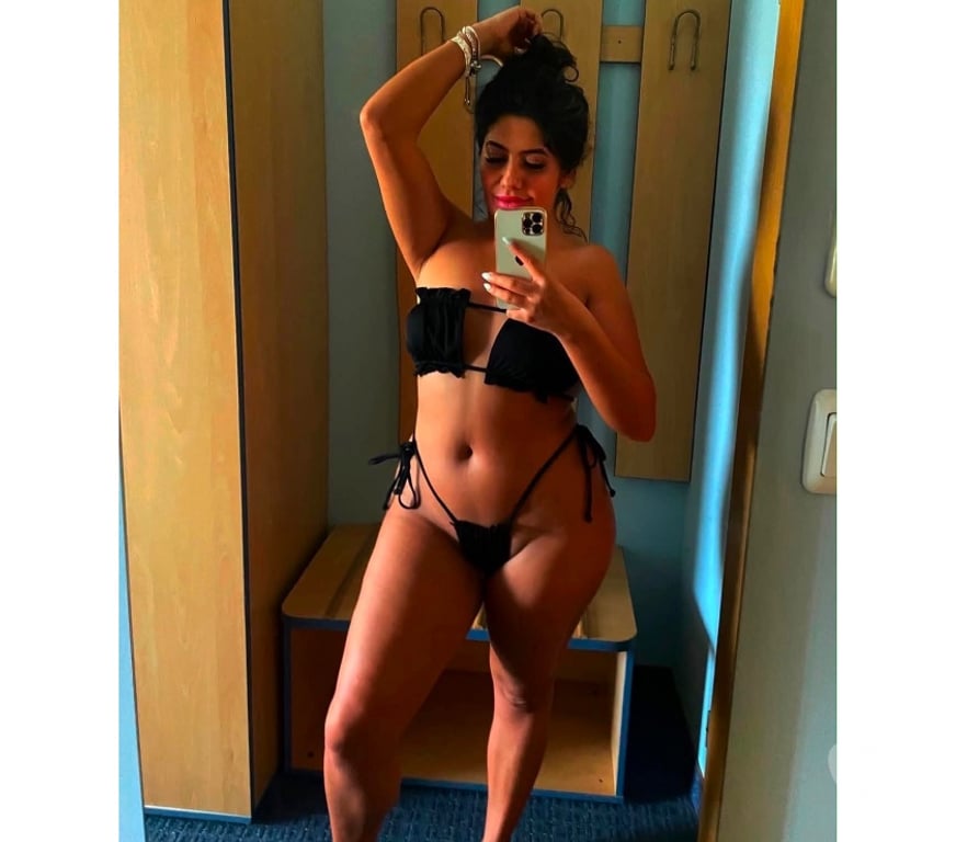 Escorts West Midlands Sandwell - Photos for LARISSA 🇧🇷 FIRST TIME HERE 🆕 BIG ASS