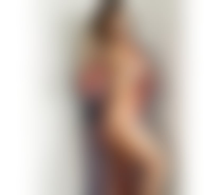 Escorts East London Canary Wharf - DLR Station - East London - Photos for Your thin skinny Girl, and PETITE Sweety 🍭