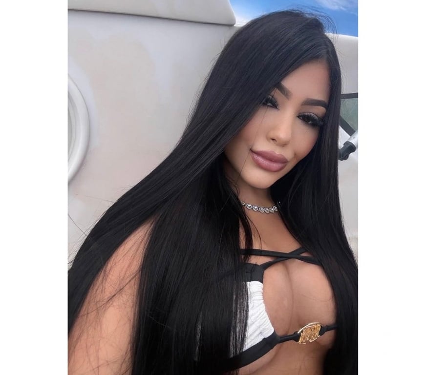 Escorts North London Palmers Green - North London - Photos for BRUNETTE CHARMING, SEXY AND SEDUCTIVE 🔥❤️‍🔥