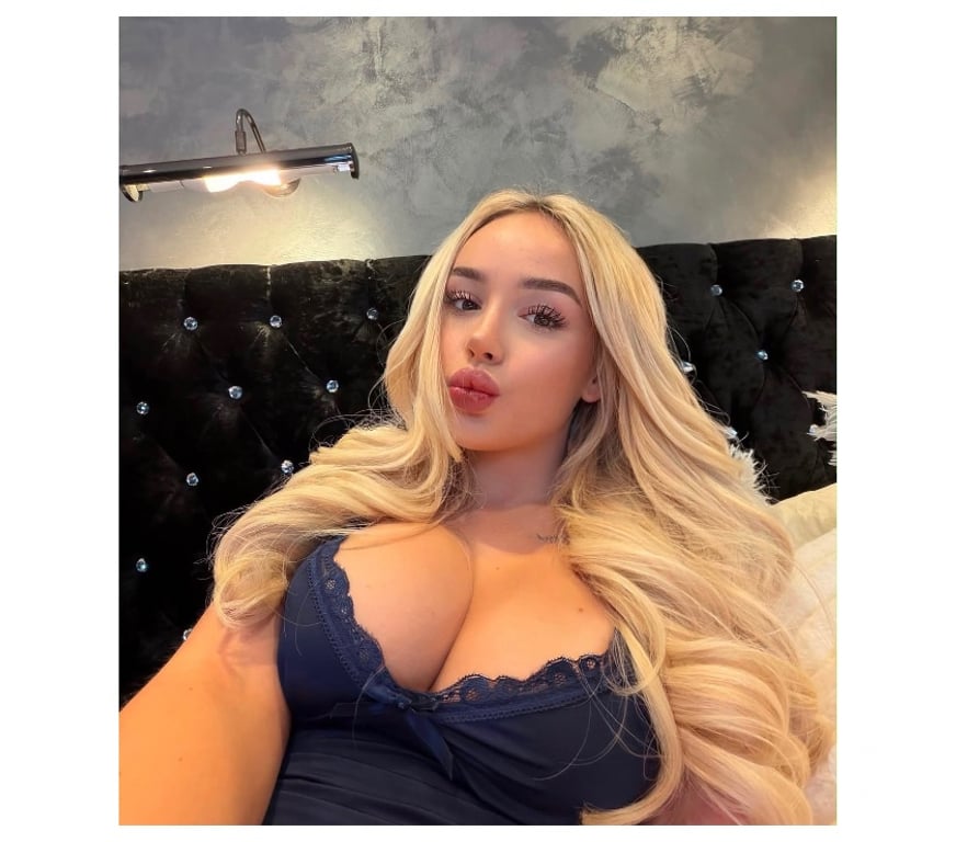 Escorts East London Canary Wharf - East London - Photos for BRUNNA 🍭🍭 NO RUSSO