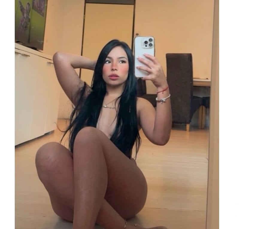 Escorts East London Redbridge - Photos for Lorena 💯 hot party🥂
