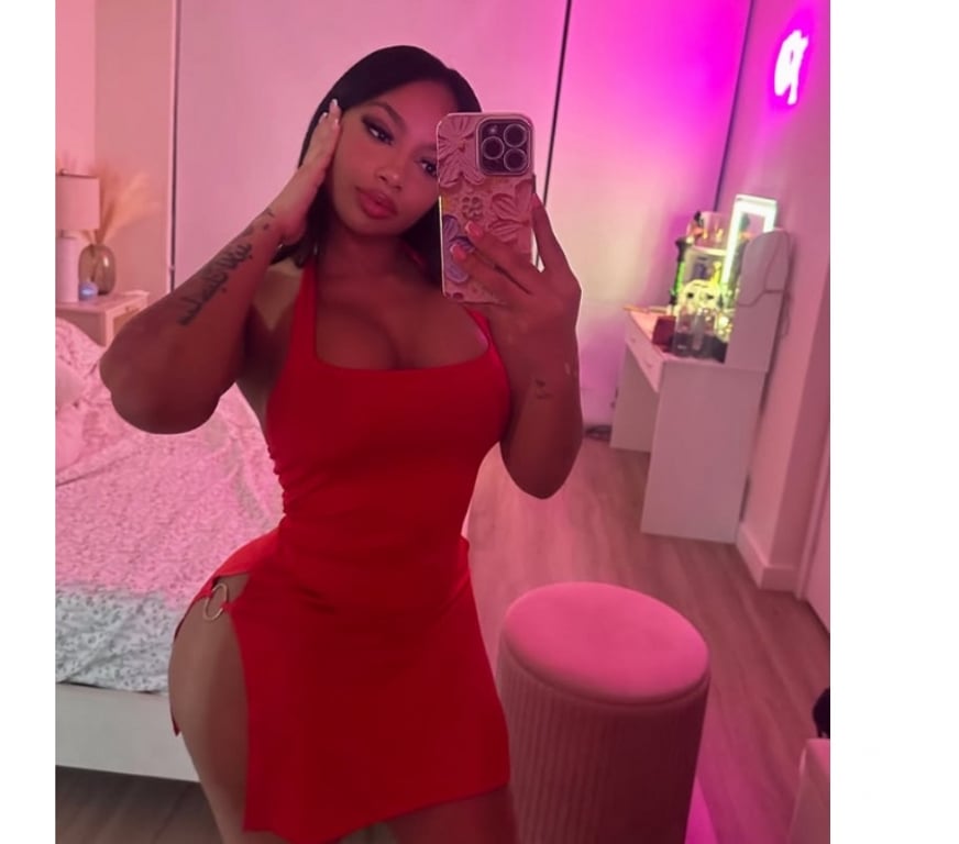 Escorts South East London Woolwich - South East London - Photos for 🔥⭐️CHARLOTTE🔥⭐️PARTY GIRL🎊