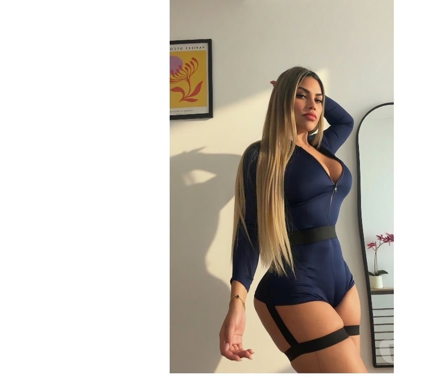 Escorts North London Enfield - Photos for 🔥Bella Brazilian Party Girl 🔥🇧🇷🇧🇷