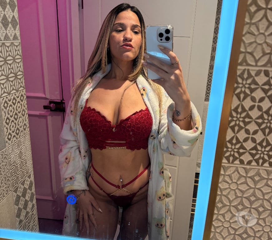 Escorts South East London Addington Village Station - South East London - Photos for 🇧🇷💃Blonde Brasilian hot girl party 1🇧🇷🔥