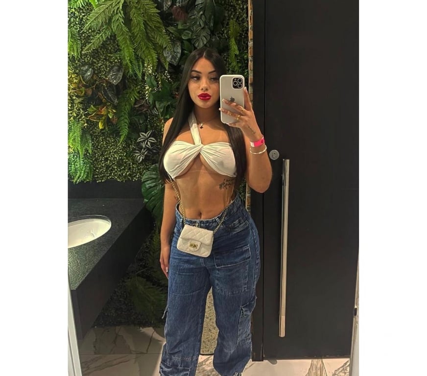 Escorts West Midlands Wolverhampton - Photos for BEATRIZ 🇧🇷 PERFECT BODY 🥰 NO RUSH