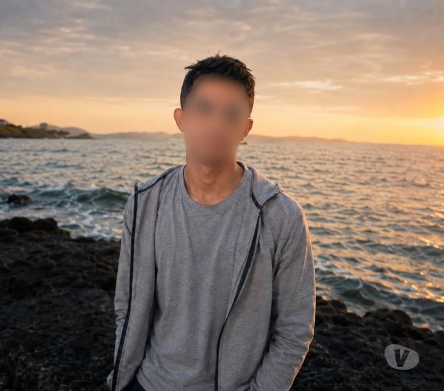 Escorts East London Goodmayes - East London - Photos for Discreet 21-Year-Old Gentleman in East London