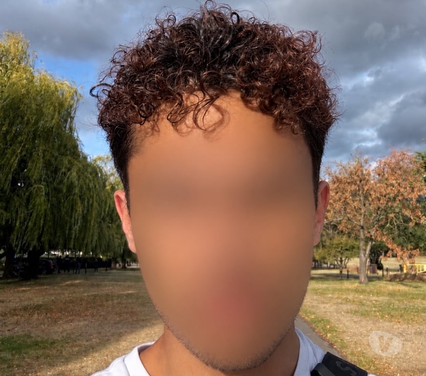 Escorts Lancashire Preston - Photos for Discreet 21-Year-Old Gentleman in Preston