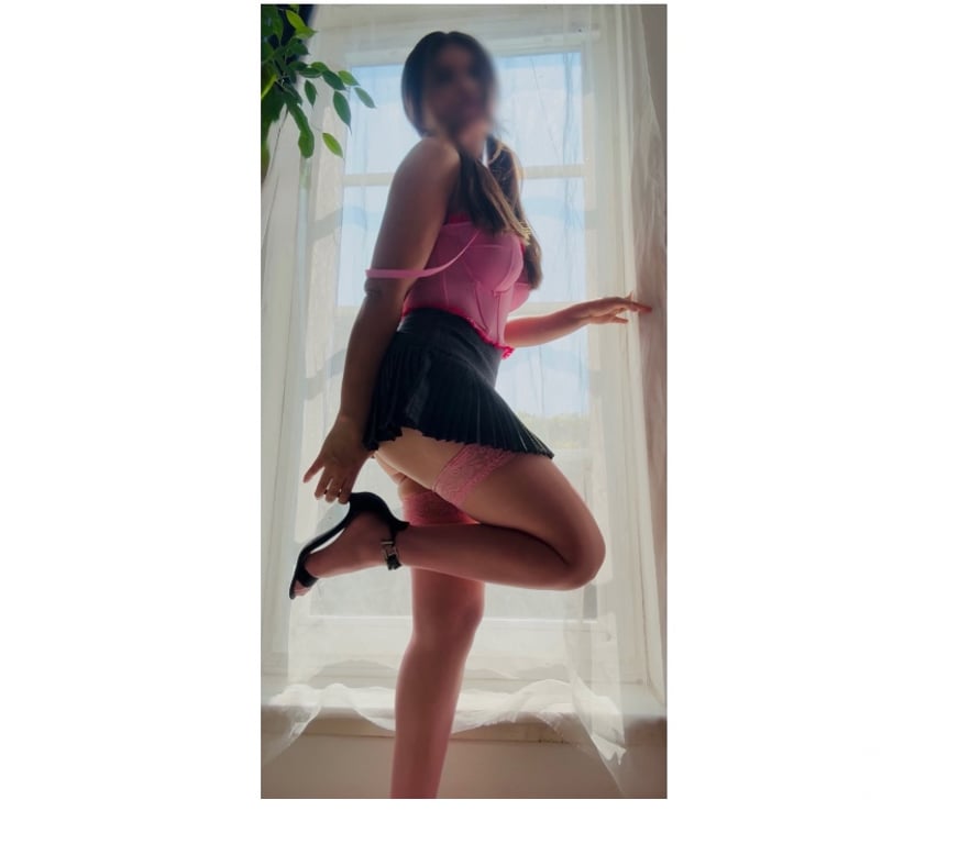 Escorts Edinburgh Edinburgh - Edinburgh - Photos for Full service boby oil massage Edinburgh