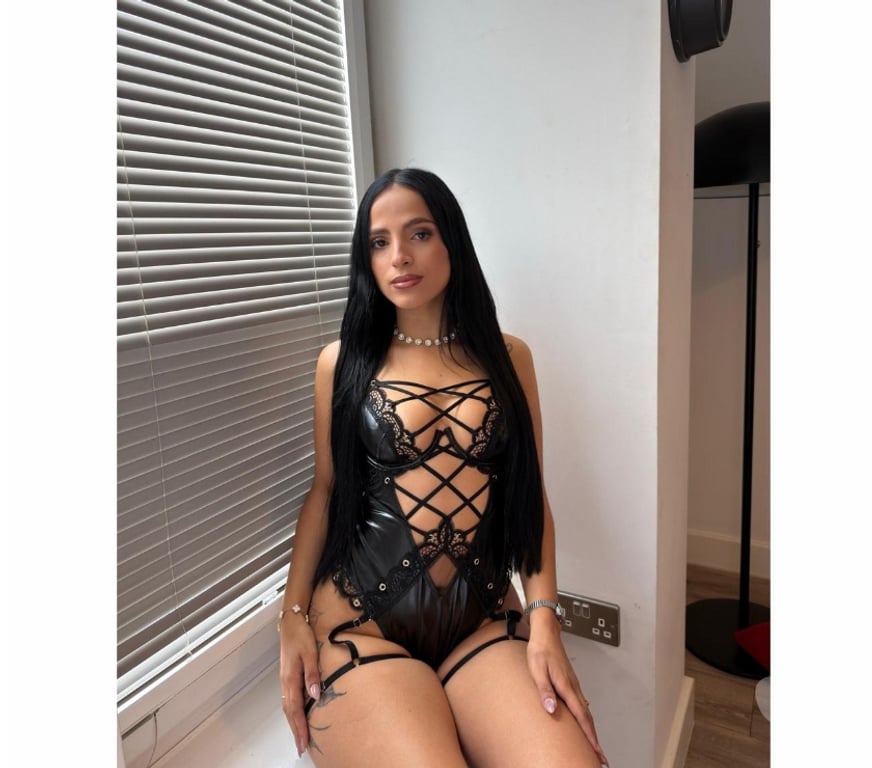 Escorts West Midlands Coventry - Photos for LAURA BRAZILIAN GIRL