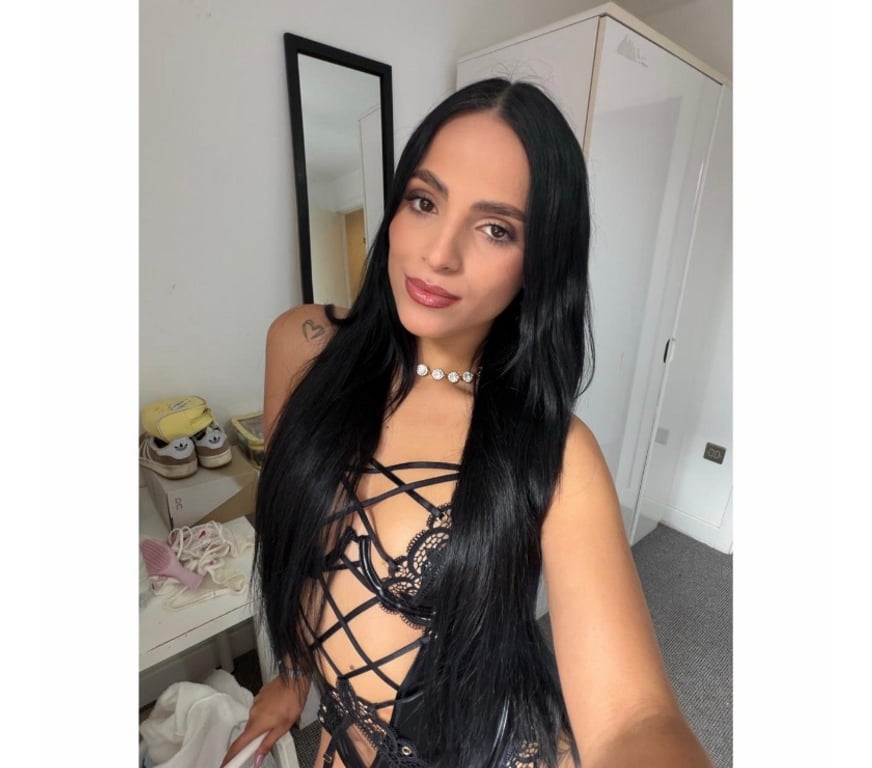 Escorts West Midlands Coventry - Photos for LAURA BRAZILIAN GIRL