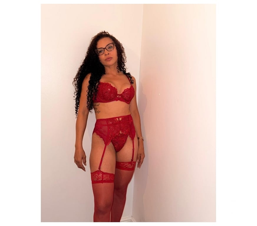 Escorts East London Newbury Park - East London - Photos for Hi im brazilian girls real pics...