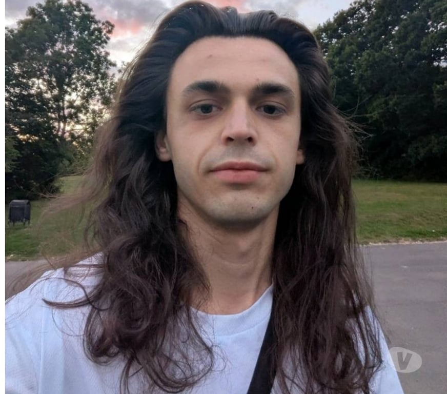 Men Seeking Women Hampshire Southampton - Photos for Straight single male looking for relationship or short term