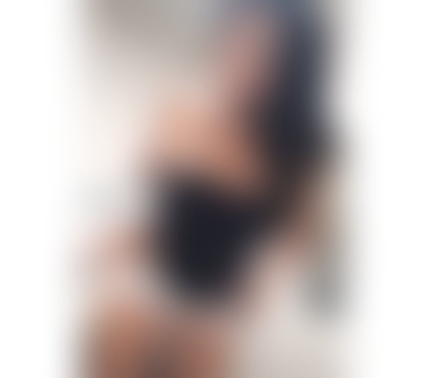 Julia NEW PARTY GIRL 🥳 🥰