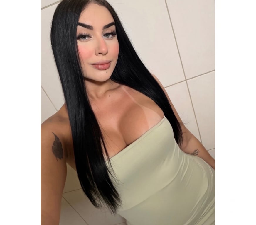 Escorts West London Acton - West London - Photos for 🔥 SEXY AND IMPOSSIBLE TO FORGET 😘