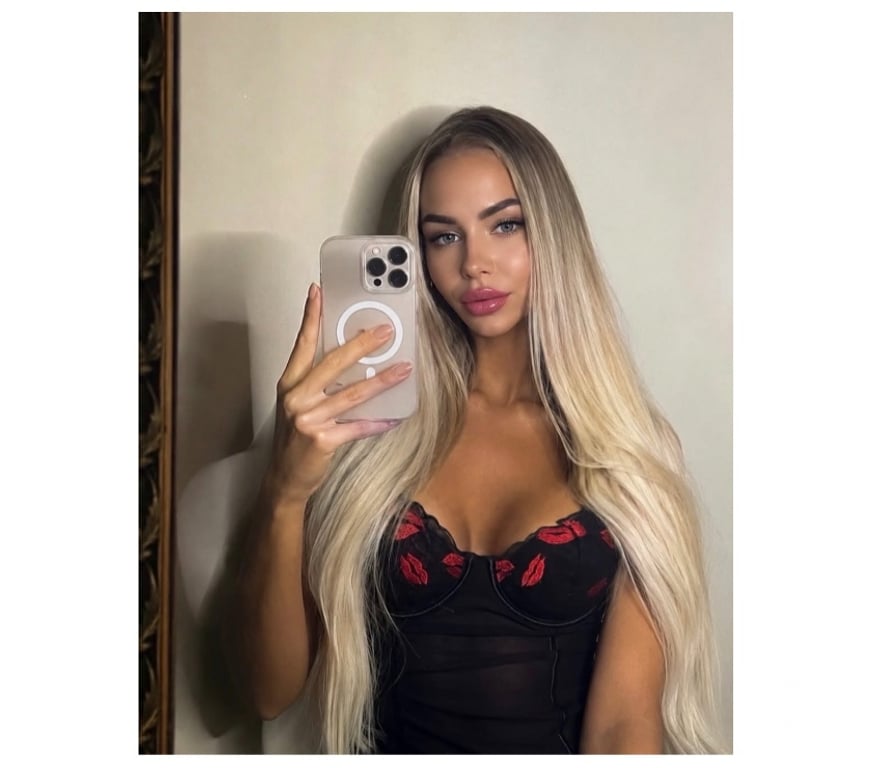 Escorts Gloucestershire Cheltenham - Photos for 🍒Mistress Vicky 💕Femdom💋NaughtyParty🔞