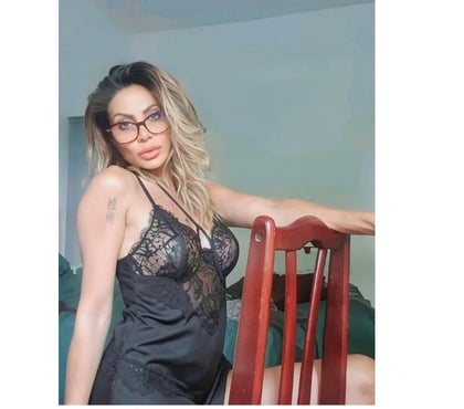 Photos for IRRESISTIBLE,SENSUAL💣PARTI GIRL💯💥