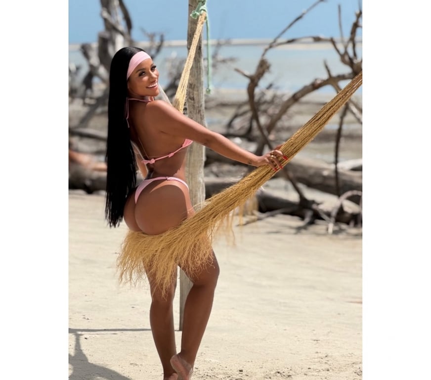 Escorts South East London Peckham - South East London - Photos for 👑 Elegant & Sexy latina⭐️Unforgettable Moments ✨