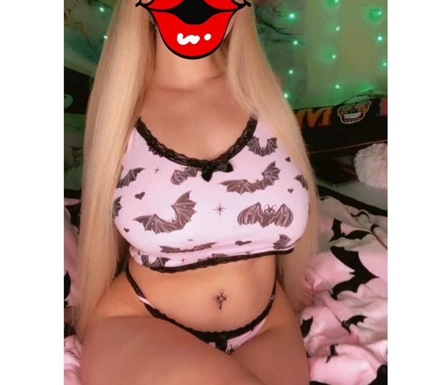 Escorts Hertfordshire Broxbourne - Photos for Sensual Blondy in town for outcall 😘❤️