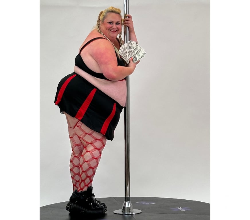 Escorts Somerset Ilchester - Somerset - Photos for Sadie Martins - British, slutty & sensual SSBBW BBW