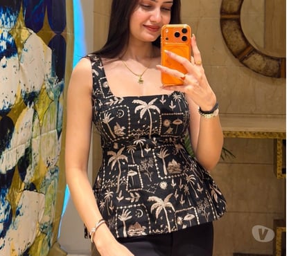 Escort Whitechapel East London - Photos for Warmhearted Indian girl available in your town companionship
