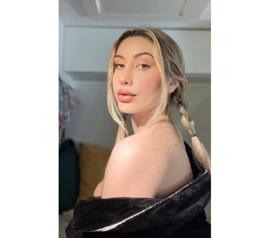 Escorts South West London Kingston upon Thames - Photos for 🇪🇸 MIA NEW BADDIE BLONDE SUPERSTAR 🥳