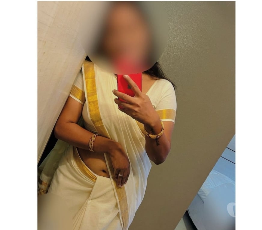 Escorts East London Barking Station - East London - Photos for SOUTH INDIAN KERALA TAMIL GIRL KEETHI