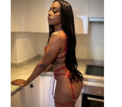  Escorts Barking Barking and Dagenham - Photos for Larissa Naughty GFE
