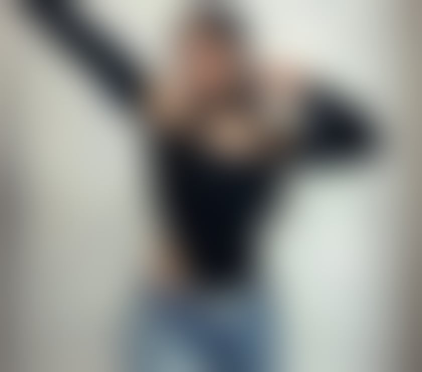 Escorts and Massages Wolverhampton City Centre Wolverhampton - Photos for Incall or outcall 💛available