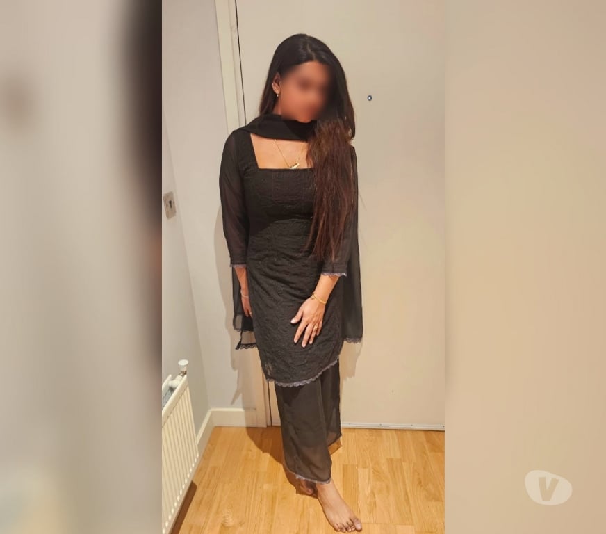Escorts West London Hillingdon - Photos for Amrita Indian Tamil Girl In West Drayton.