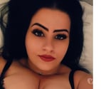 I’m a naturally curvy😍 brunette Alya