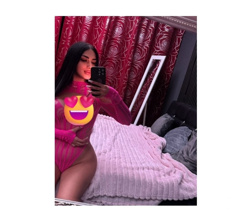 Escorts Warrington Warrington Town Centre - Warrington - Photos for 🌹 NAOMI — YOUR BEAUTIFUL ESCAPE AWAITS 🌹