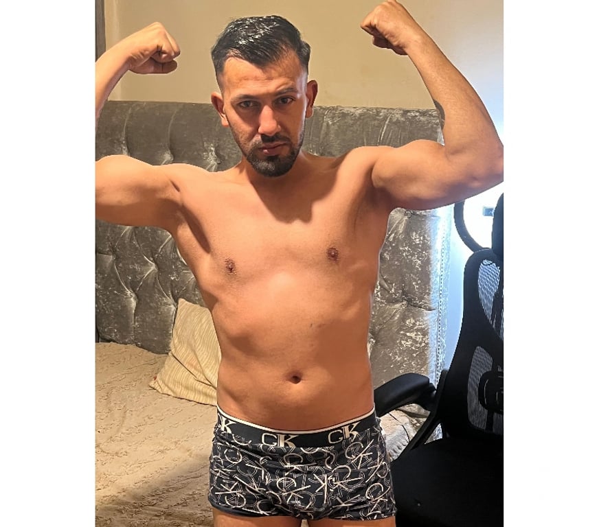  Gay massage Glasgow Castlemilk - Glasgow - Photos for Victor Sexy boy