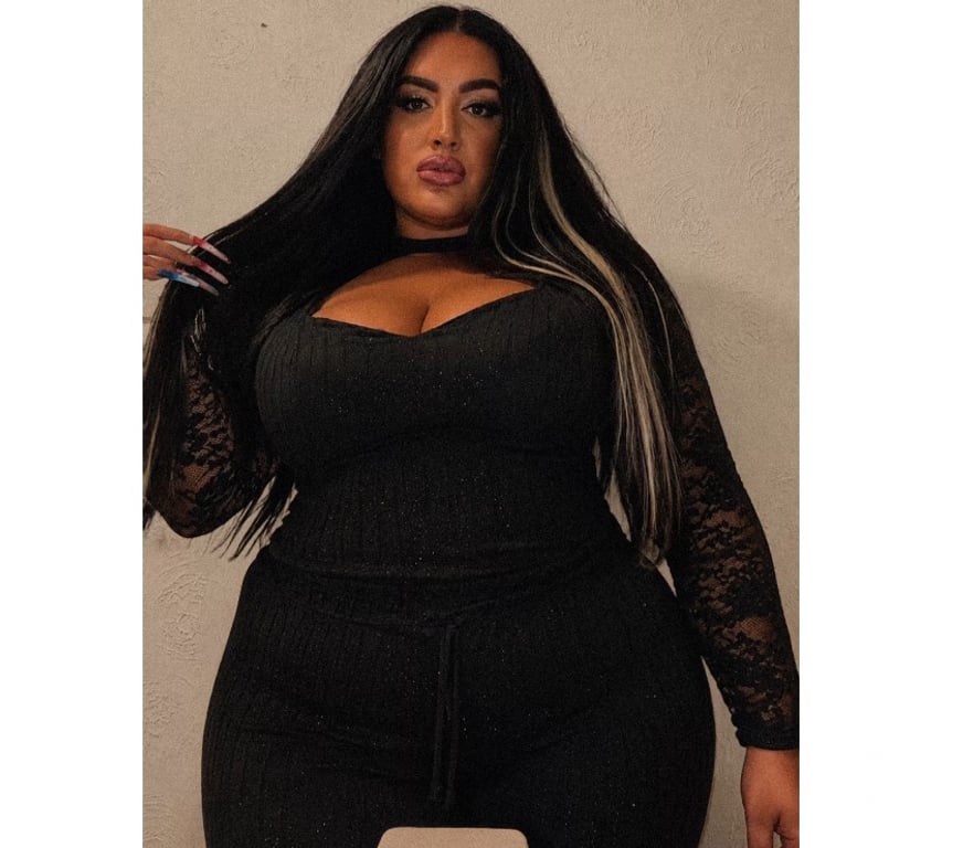 Escorts North West London Colindale - North West London - Photos for TRANS AMELIA ASS SOO FAT N JUICY FOR U 🍑😈
