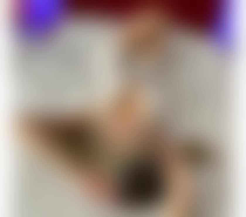 Escorts West Yorkshire Wakefield - Photos for Elegant Blonde, Irresistible Charm