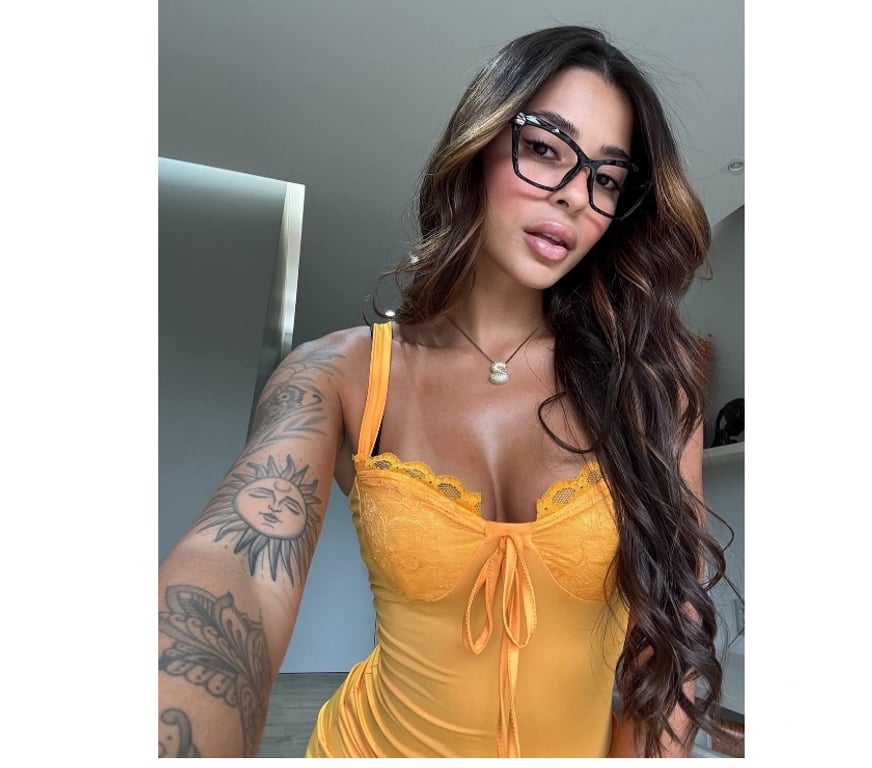 Escorts West Sussex Arun - Photos for LARA NAUGHTY GIRL AVAILABLE 🍭