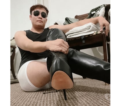  Gay massage Canary Wharf Station East London - Photos for 🇹🇭 Thai femboy Massage&happy in Canary wharf