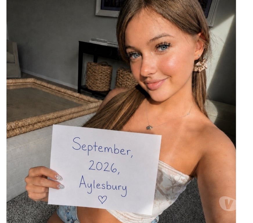 Escorts Buckinghamshire Aylesbury - Buckinghamshire - Photos for 🍭LIZA A STUDENT🍭NEW🔥FEW DAYS⏱️