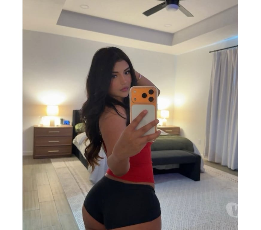 Escorts Wiltshire Swindon - Photos for Come make your Sunday better—I'm ready.🎉