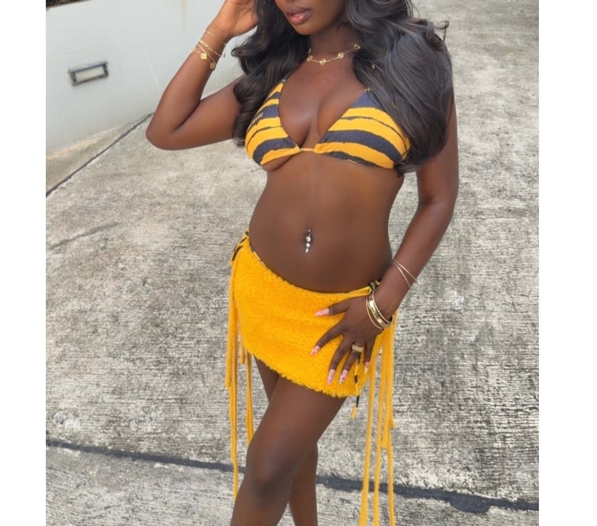 Escorts Derbyshire Derby - Photos for Your Sexy Black Barbie - Available today In DERBY