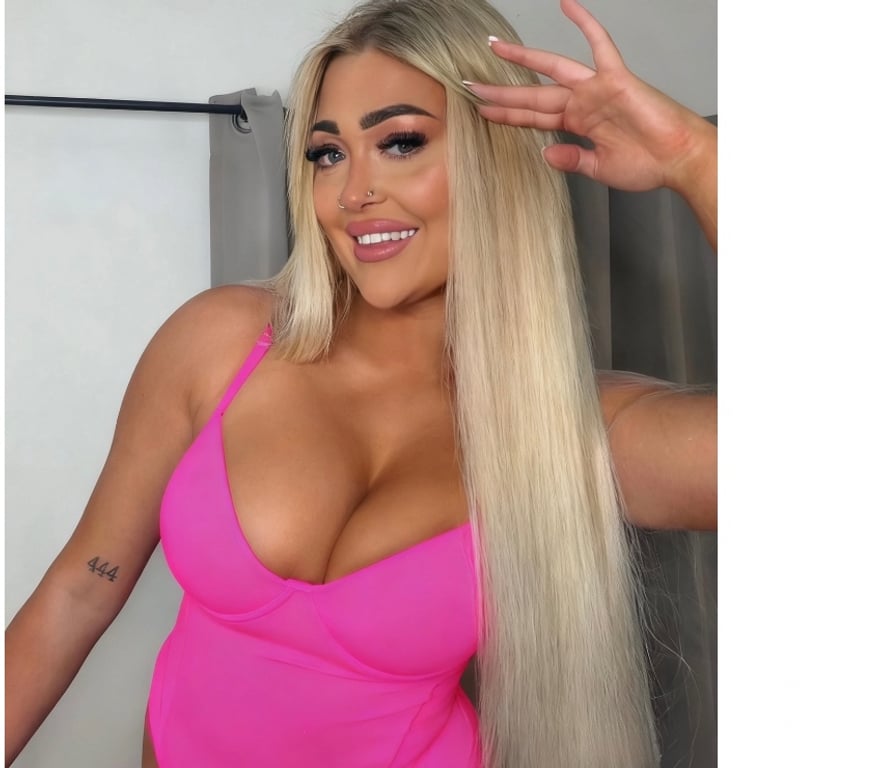 Escorts Hertfordshire North Hertfordshire - Photos for 🅽🅾 🆄🅿🅵🆁🅾🅽🆃 🅿🅰🆈MENT