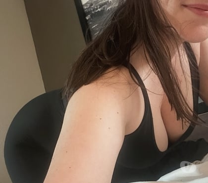 Escorts York York - Photos for Warm, playful and easygoing company :)