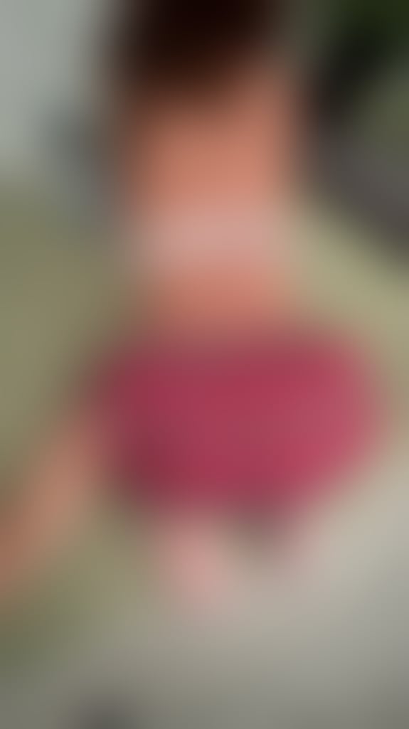 Trans Escorts East London Canary Wharf - DLR Station - East London - 
