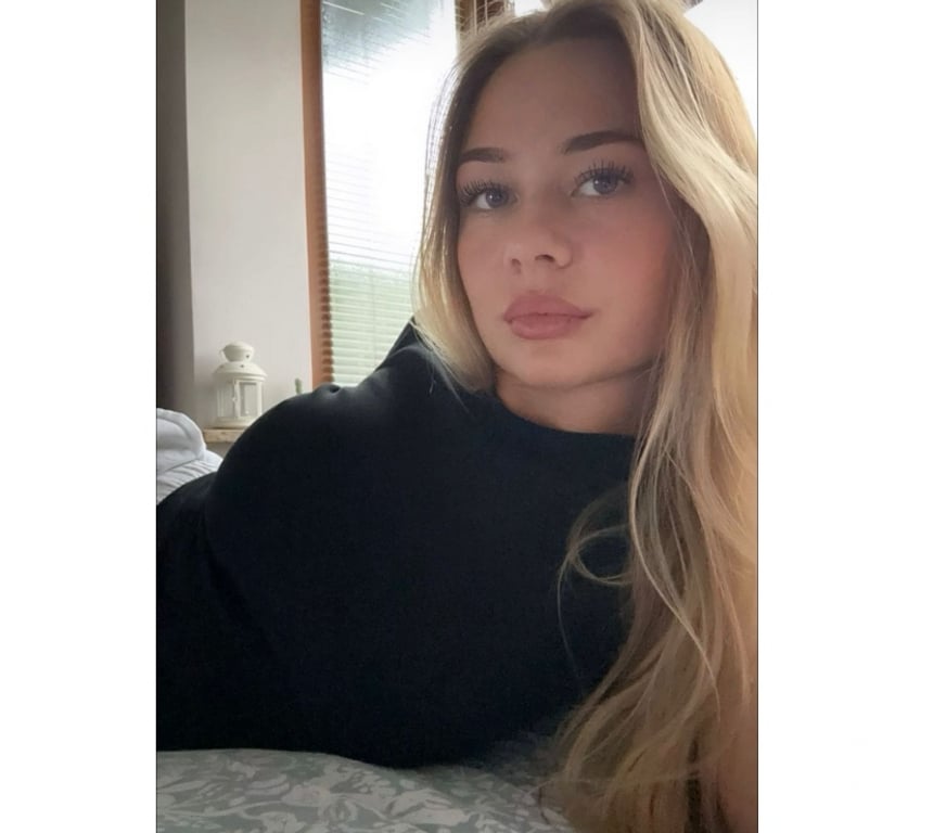 Escorts Hampshire Rushmoor - Photos for VIVI ALL NATURAL 🌸🌸 GFE - PARTY - AVAILABLE