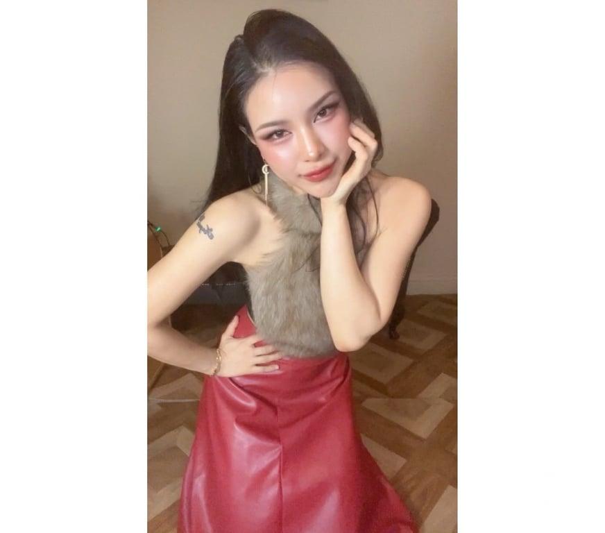 Escorts Oxfordshire South Oxfordshire - Photos for 🔥 Busty Amazing Thai Escort in Bristol 🔥 Best set!