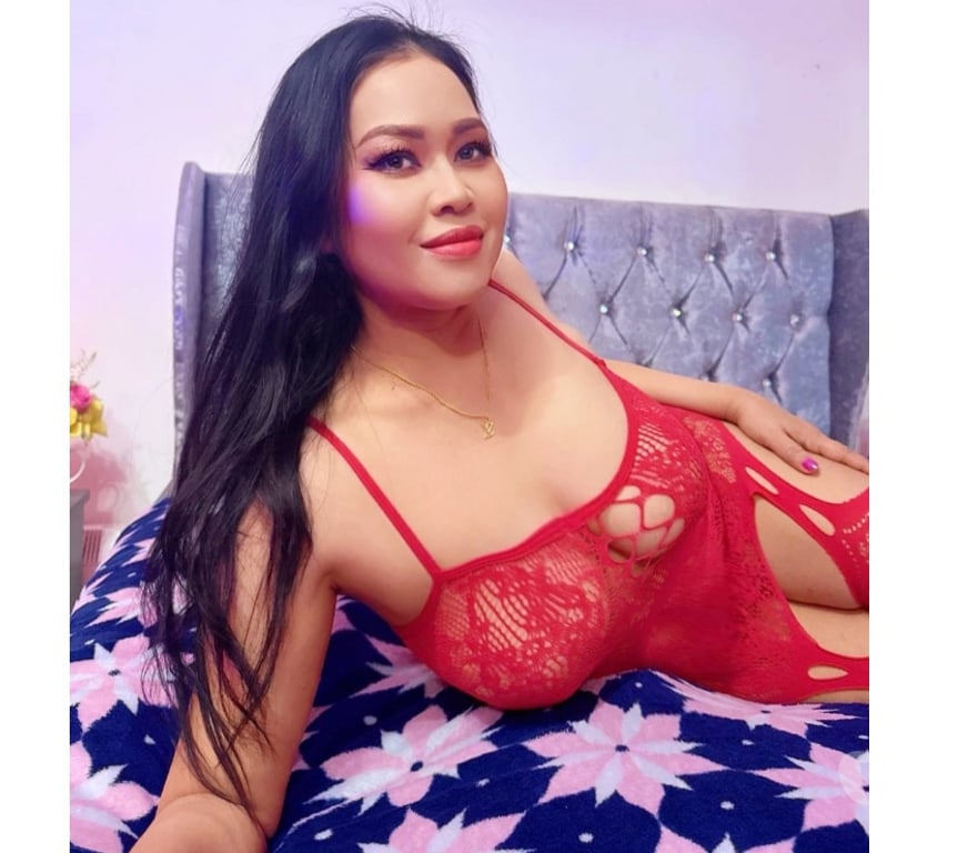 Escorts West Northamptonshire Northampton - West Northamptonshire - Photos for NaNa Thai new girl available in town
